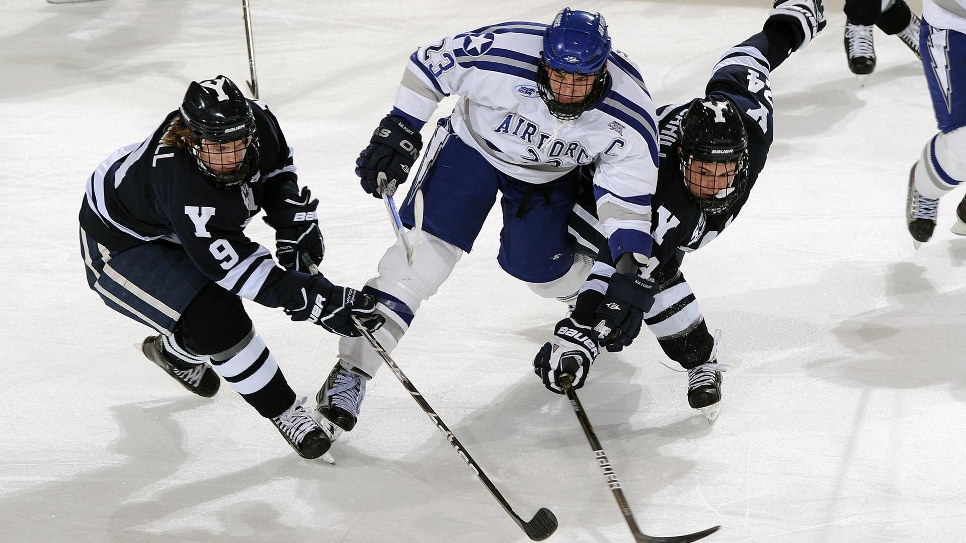 表面和谐下的暗流涌动,球员与管理层关系的隐形裂痕